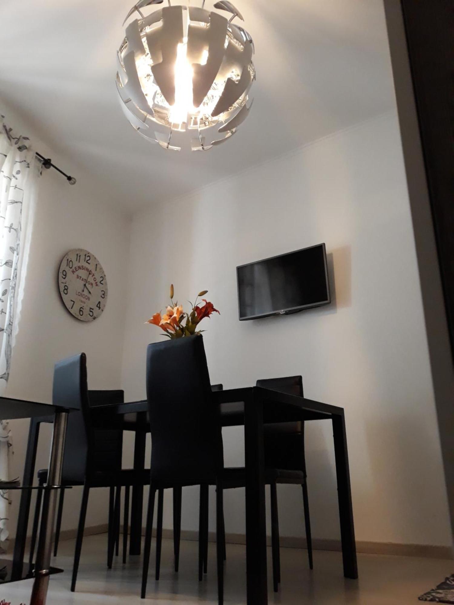 Apartments Paris Umag Exterior photo
