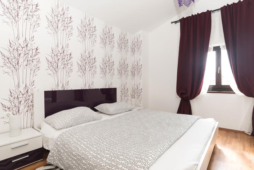 Apartments Paris Umag Room photo